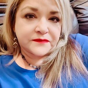 Meet your Posher, Rosa